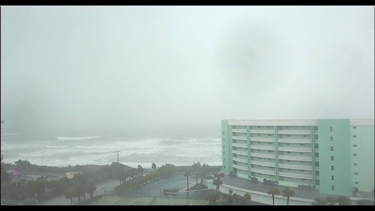Crash-Landing-of-Mavic-Pro-during-Footage-of-Hurricane-Irma-in-Satellite-Beach-FL-12