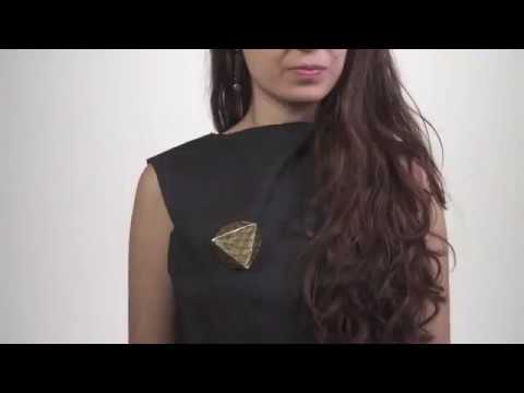 MIT-Creates-Incredible-Living-Jewellery-Robots-For-Clothing